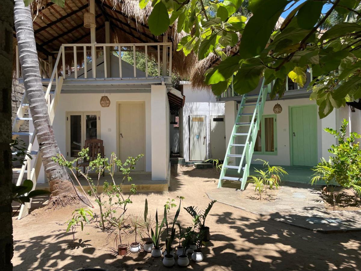Banana Surf House Hotel Arugam Bay Buitenkant foto
